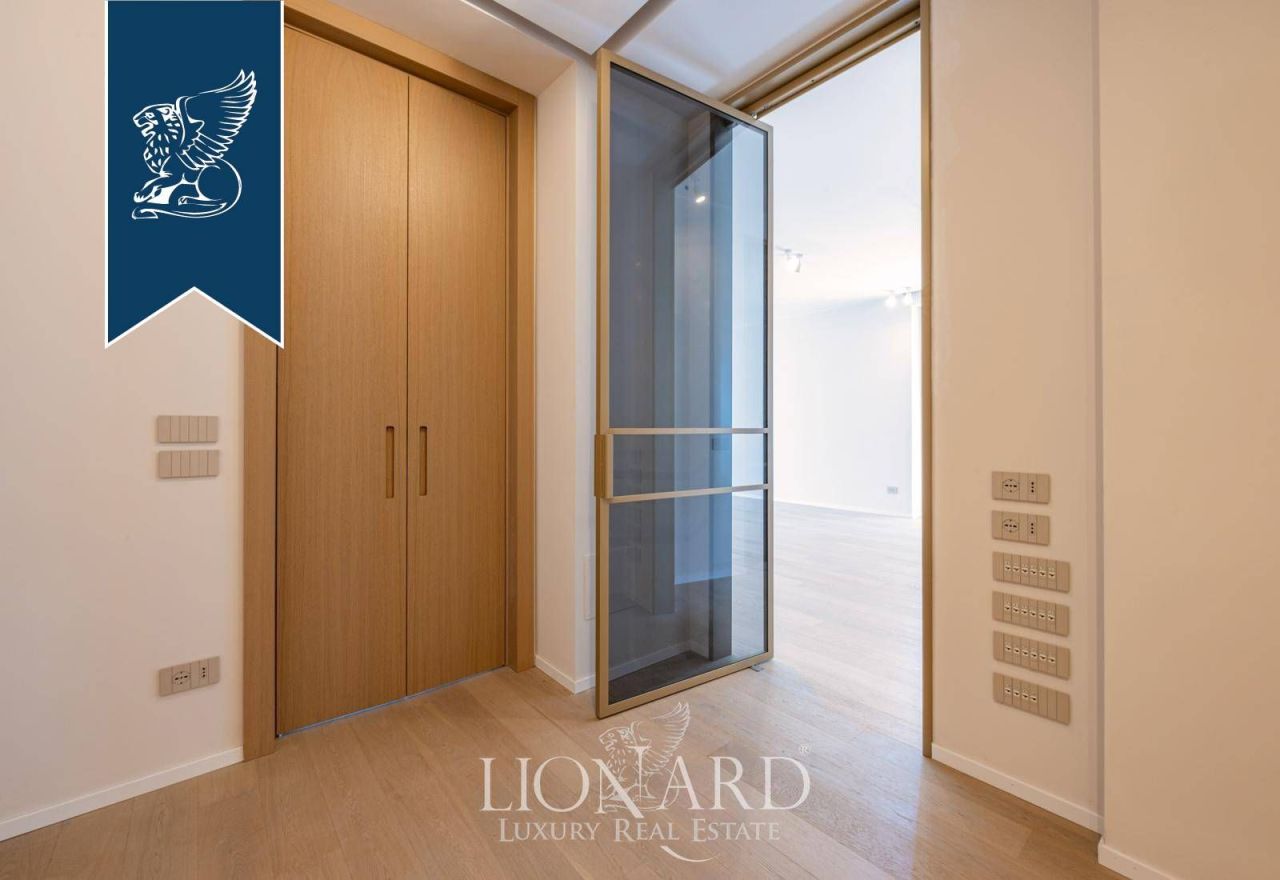 Апартаменты в Милане, Италия, 210 м² - фото 17