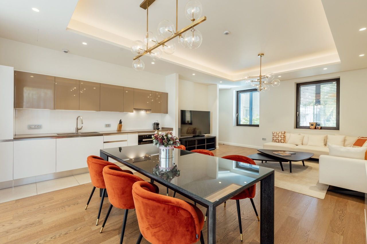 Квартира в Херцег-Нови, Черногория, 129 м² - фото 13