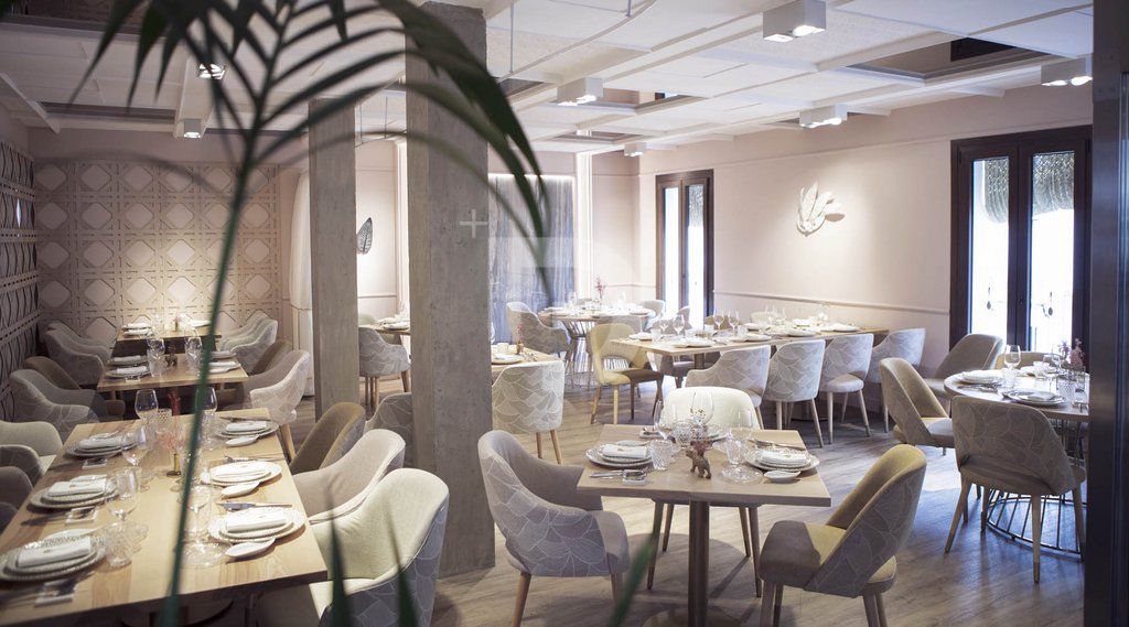 Кафе, ресторан в Барселоне, Испания, 330 м² - фото 2