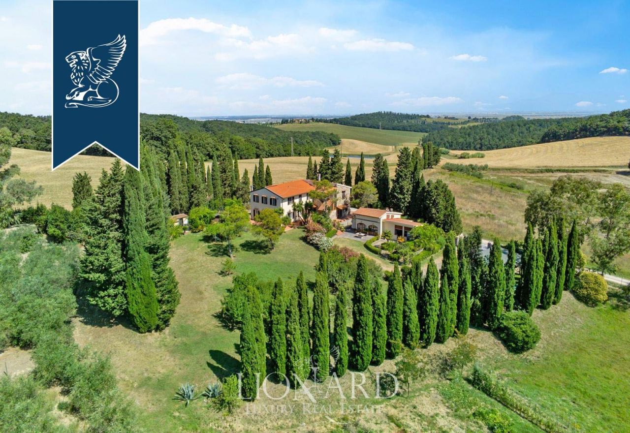 Ферма в Ливорно, Италия, 470 м² - фото 2