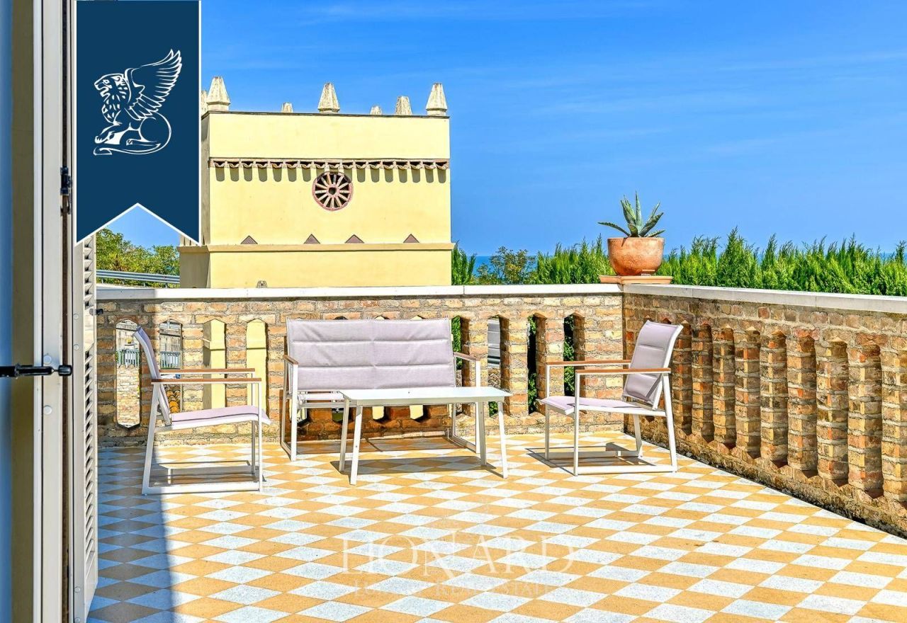 Вилла в Сильви, Италия, 1 840 м² - фото 3