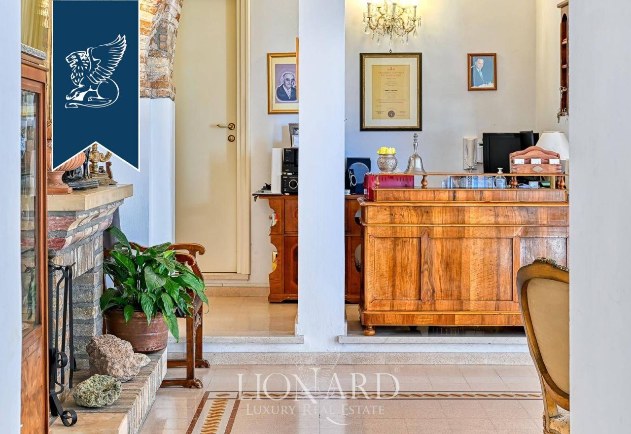 Вилла в Сильви, Италия, 1 840 м² - фото 6