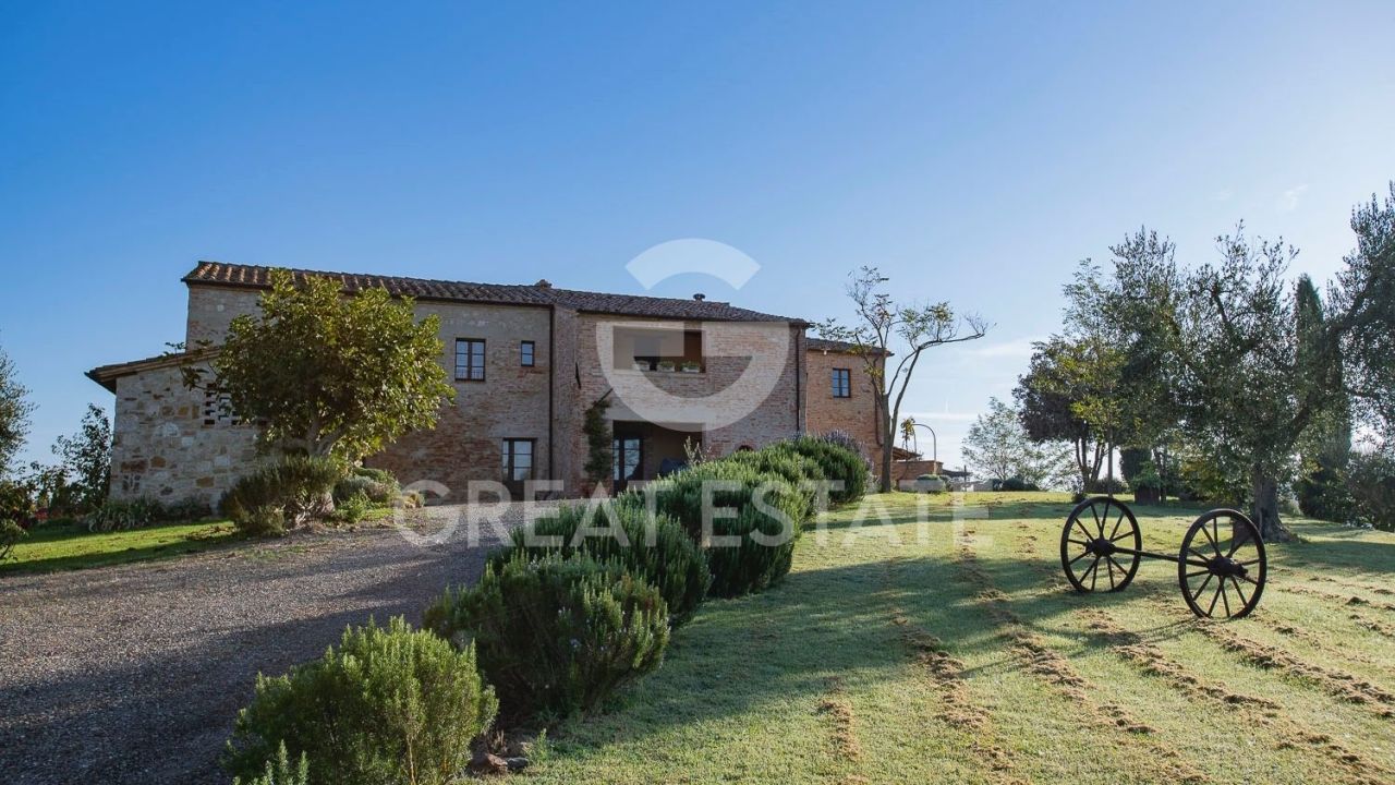 Дом в Монтальчино, Италия, 454.6 м² - фото 1