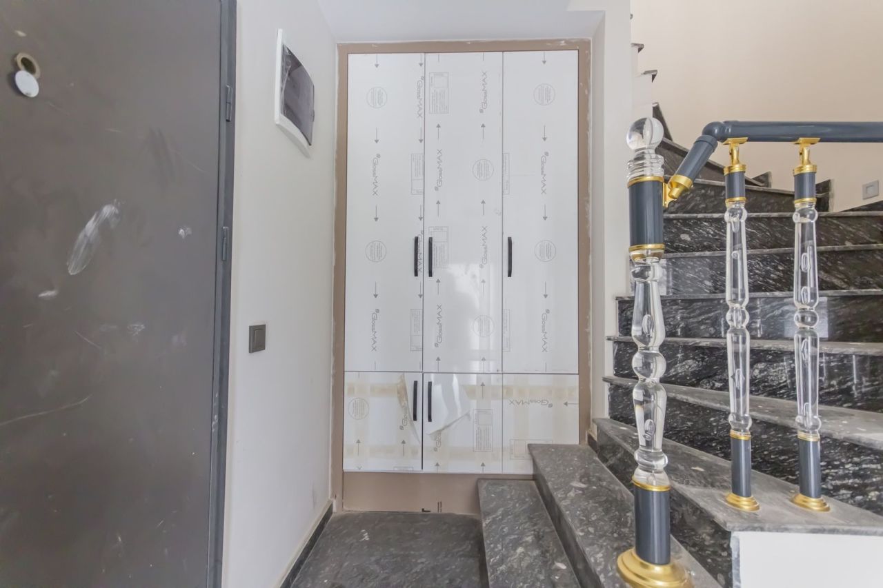 Апартаменты в Алании, Турция, 180 м² - фото 12