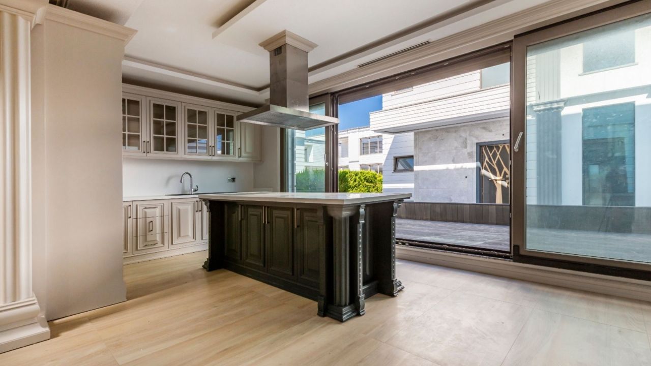 Вилла в Анталии, Турция, 380 м² - фото 8