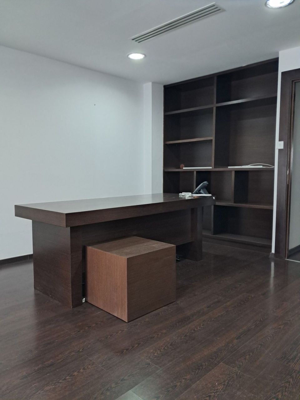 Офис в Ларнаке, Кипр, 286 м² - фото 2