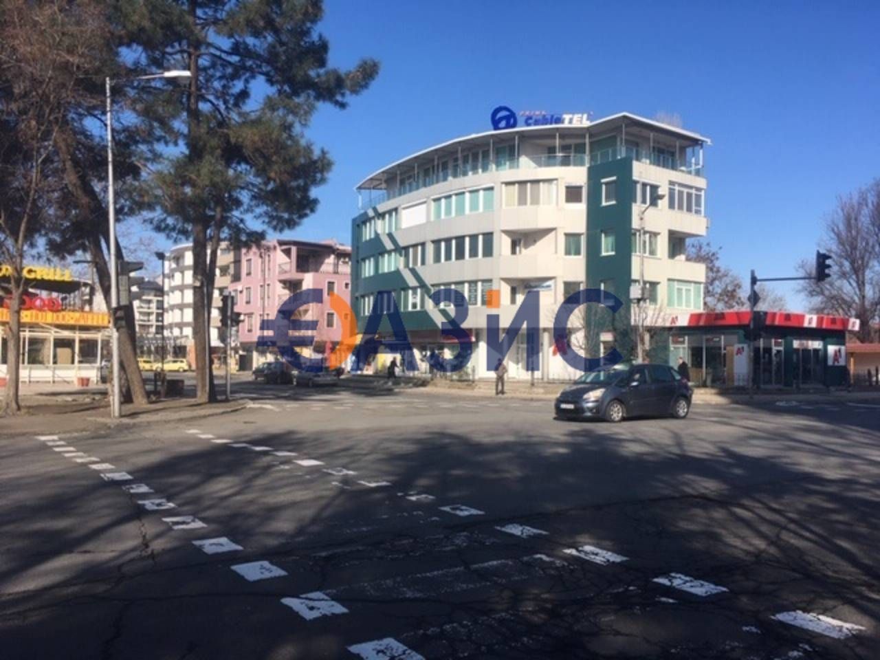 Коммерческая недвижимость на Солнечном берегу, Болгария, 213 м² - фото 1
