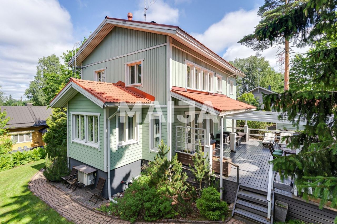 Дом в Хельсинки, Финляндия, 155 м² - фото 1