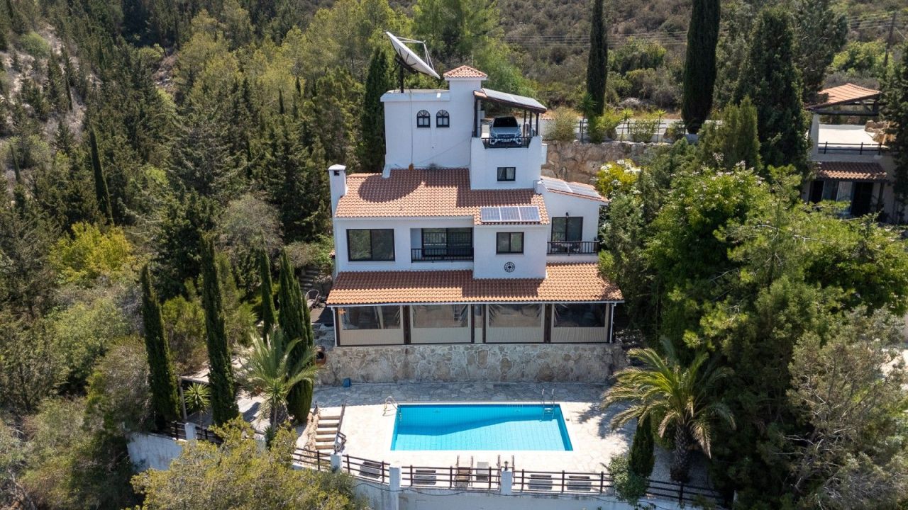 Вилла в Пафосе, Кипр, 210 м² - фото 1