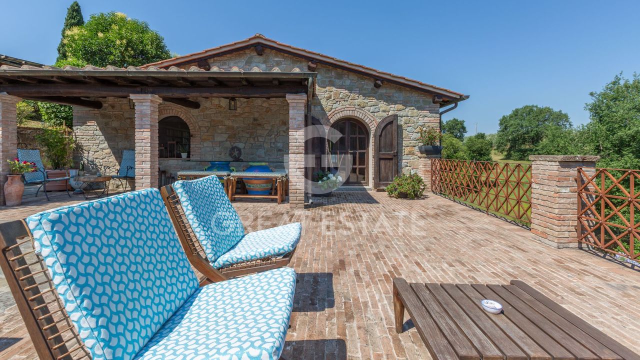 Дом в Реджелло, Италия, 719 м² - фото 6