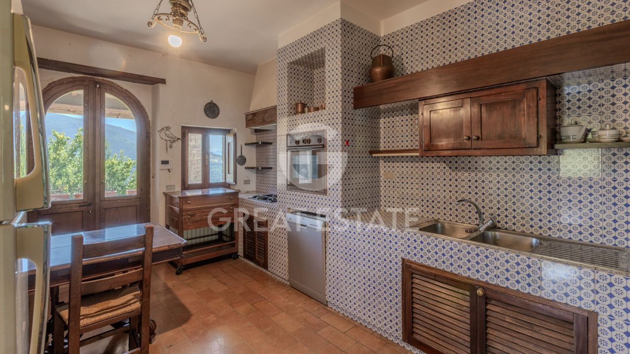 Дом в Ассизи, Италия, 477 м² - фото 15