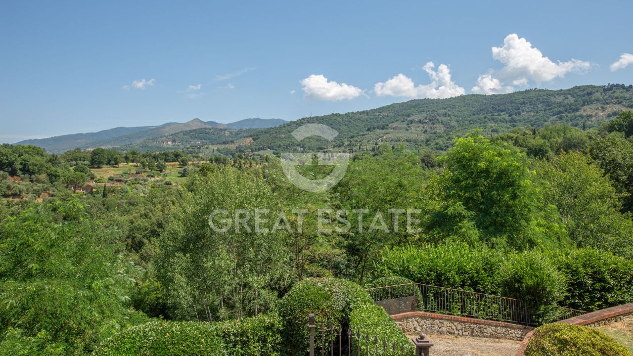 Дом в Реджелло, Италия, 719 м² - фото 18