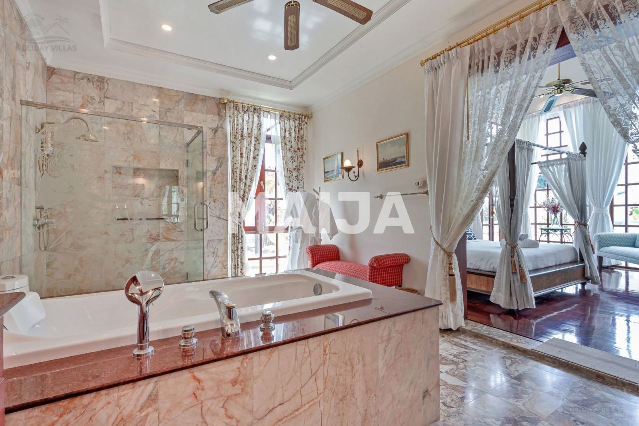 Вилла в Паттайе, Таиланд, 600 м² - фото 17