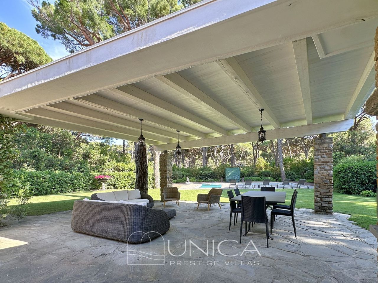 Вилла в Роккамаре, Италия, 280 м² - фото 7