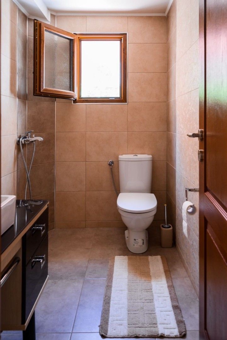 Отель, гостиница в Баре, Черногория, 252 м² - фото 18