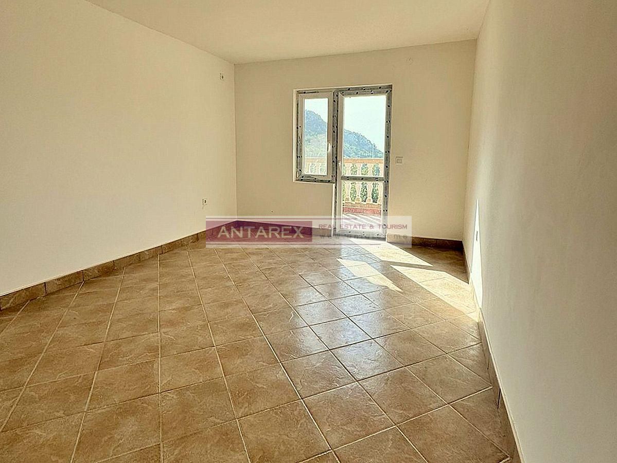 Вилла в Сутоморе, Черногория, 242 м² - фото 7