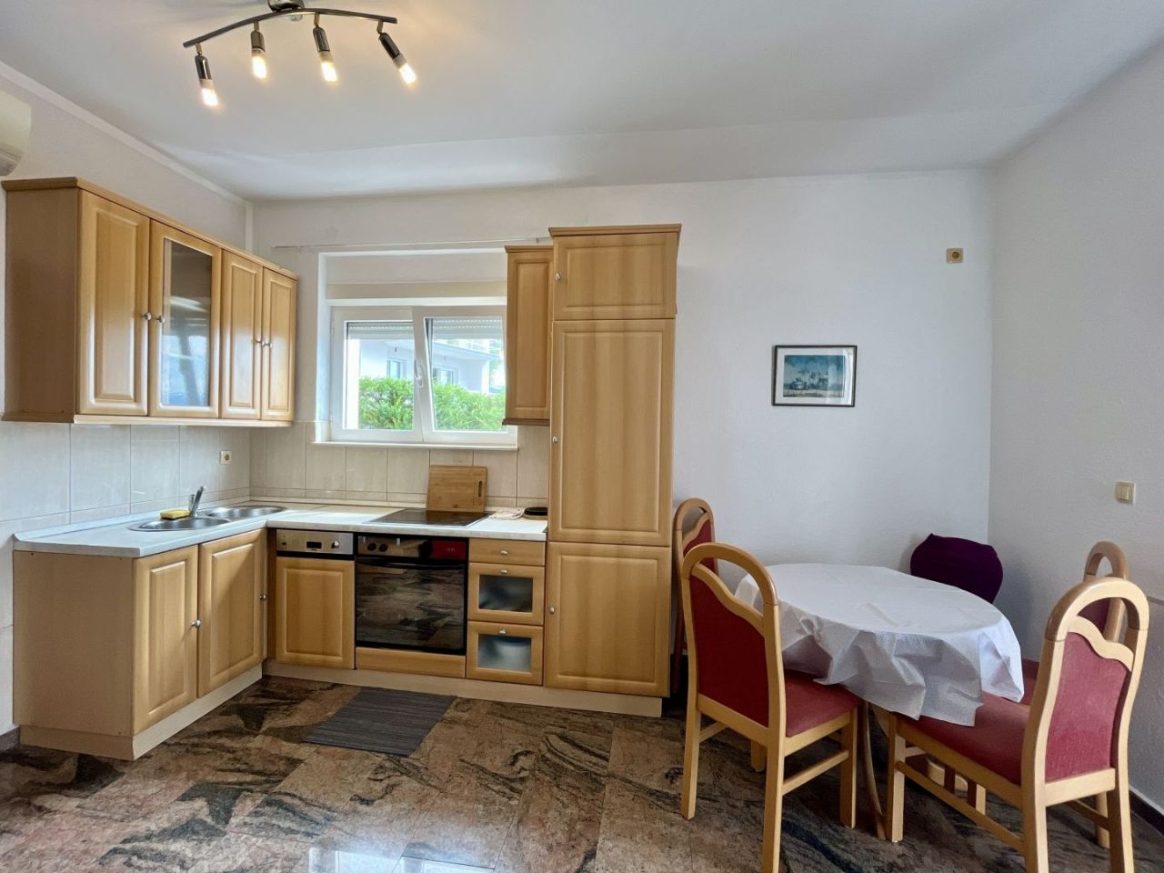 Отель, гостиница Matulji, Хорватия, 370 м² - фото 8