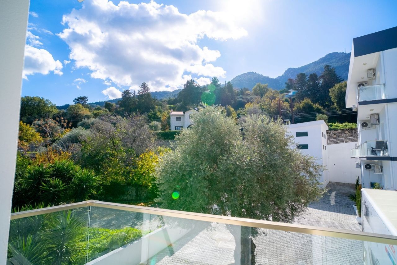 Апартаменты в Кирении, Кипр, 77 м² - фото 10