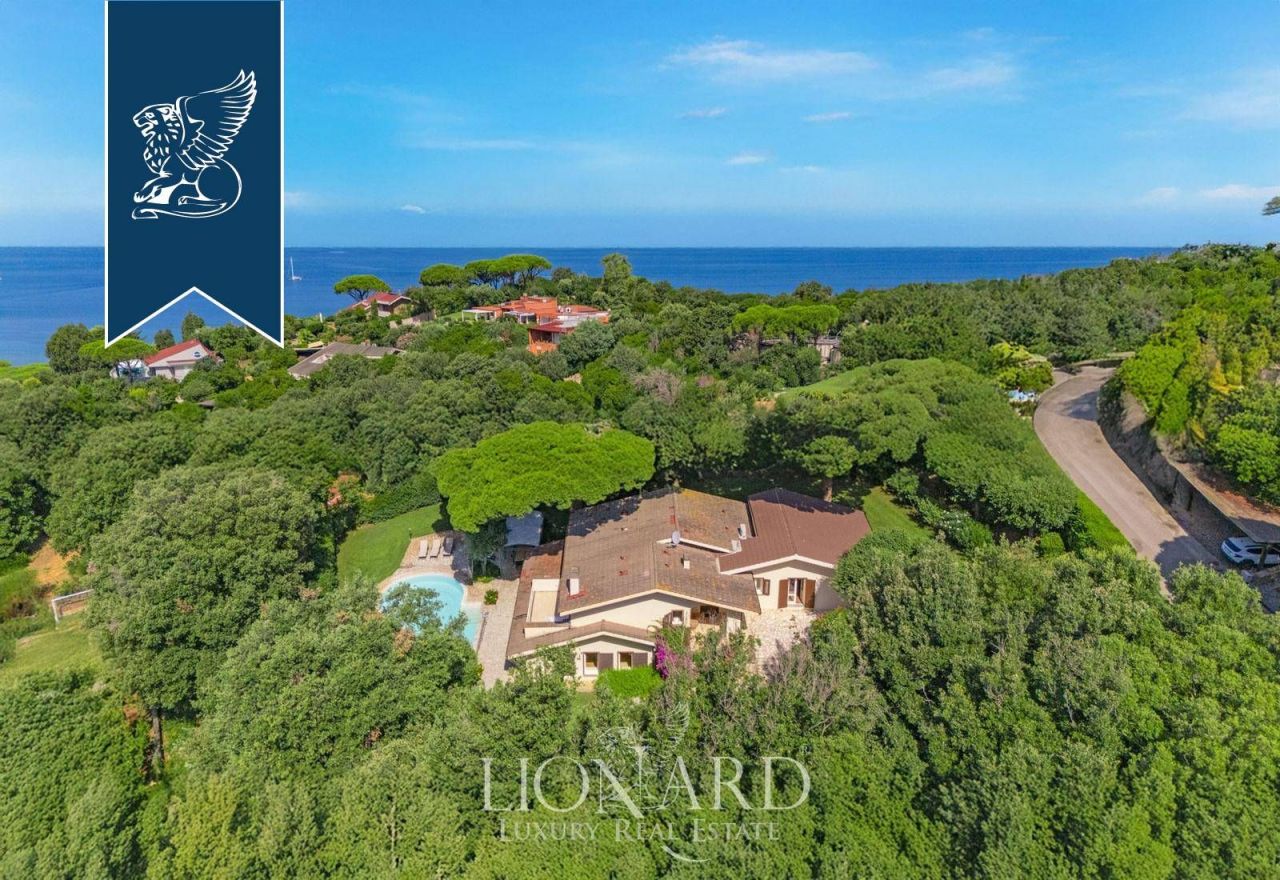 Вилла в Кастильоне-делла-Пеская, Италия, 300 м² - фото 1
