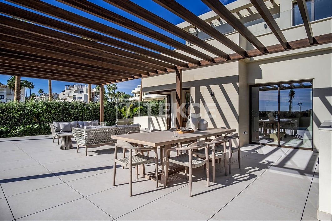 Вилла в Эстепоне, Испания, 370 м² - фото 13