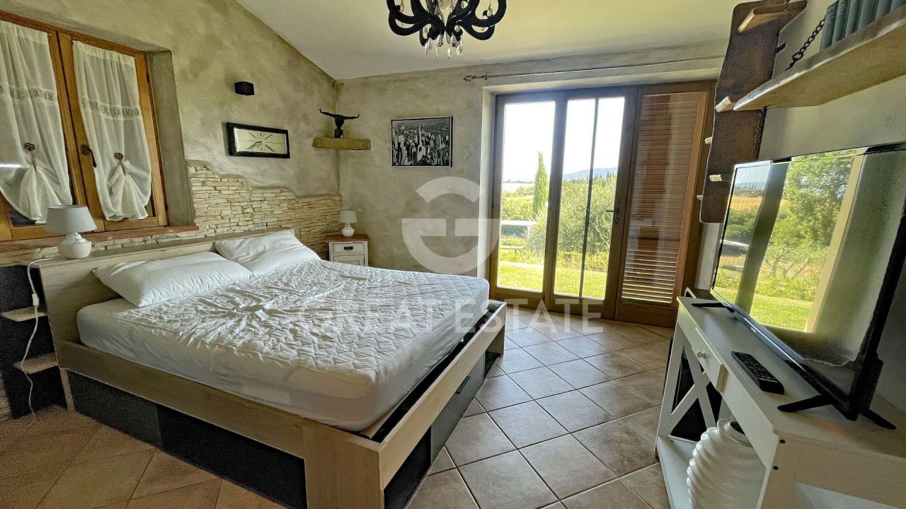 Дом в Кортоне, Италия, 227.4 м² - фото 14