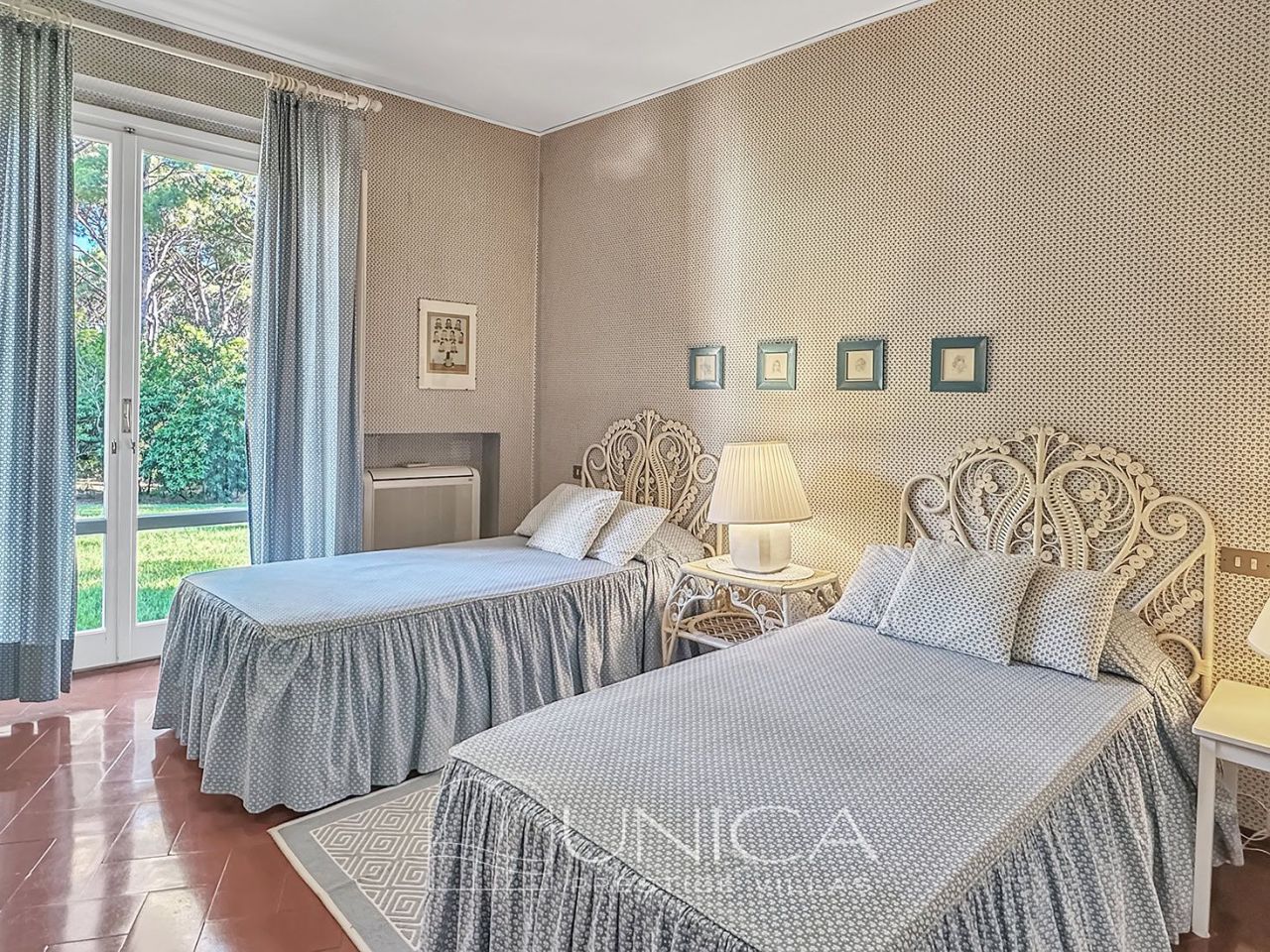 Вилла в Роккамаре, Италия, 250 м² - фото 14