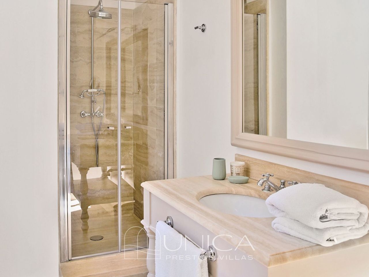 Вилла в Роккамаре, Италия, 500 м² - фото 15