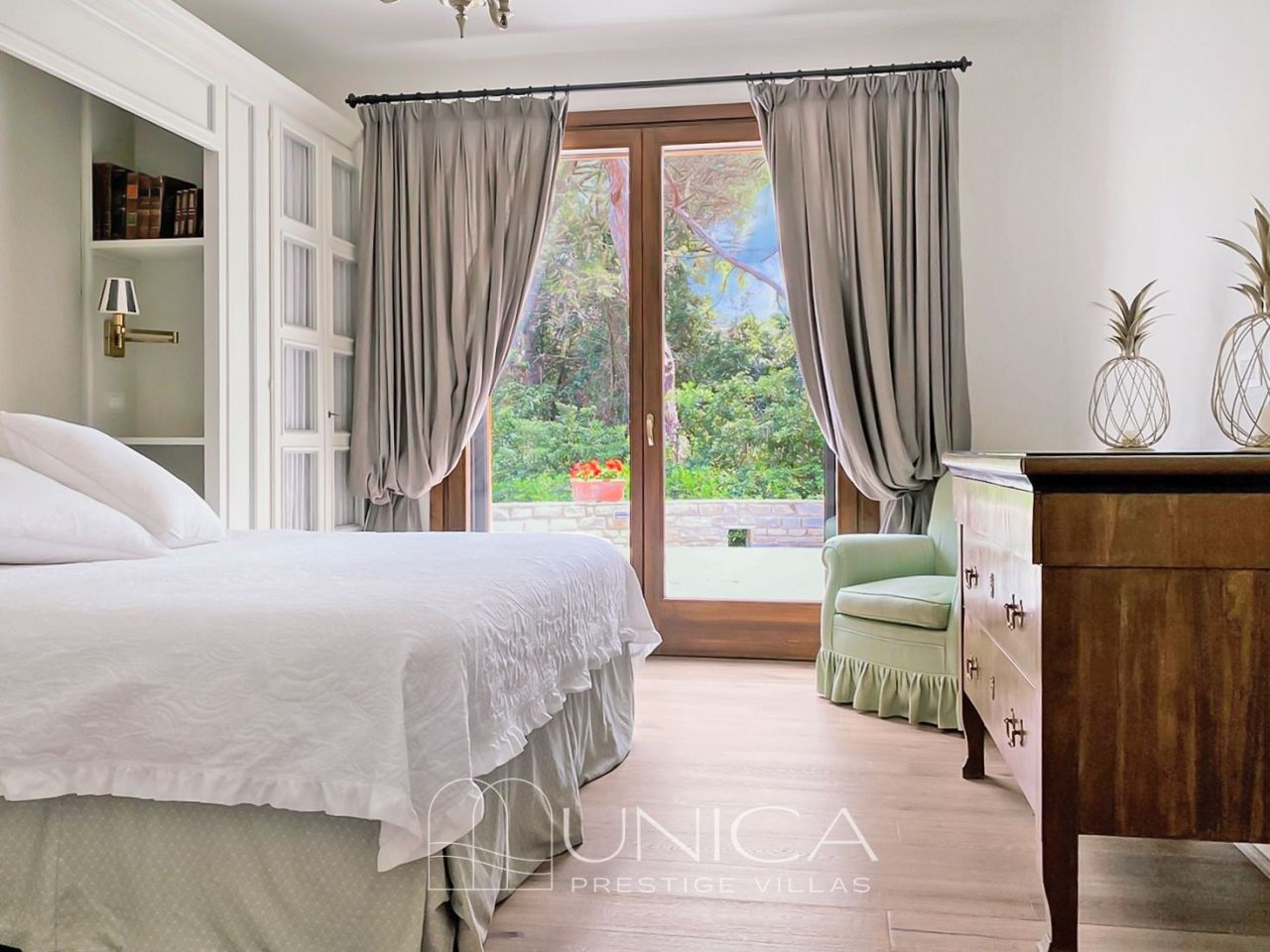 Вилла в Роккамаре, Италия, 500 м² - фото 14