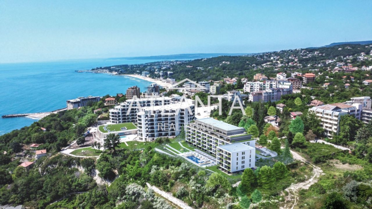 Апартаменты в Варне, Болгария, 145 м² - фото 1