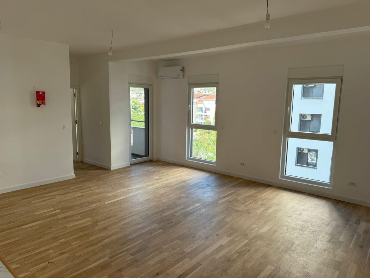 Квартира в Баре, Черногория, 57 м² - фото 1
