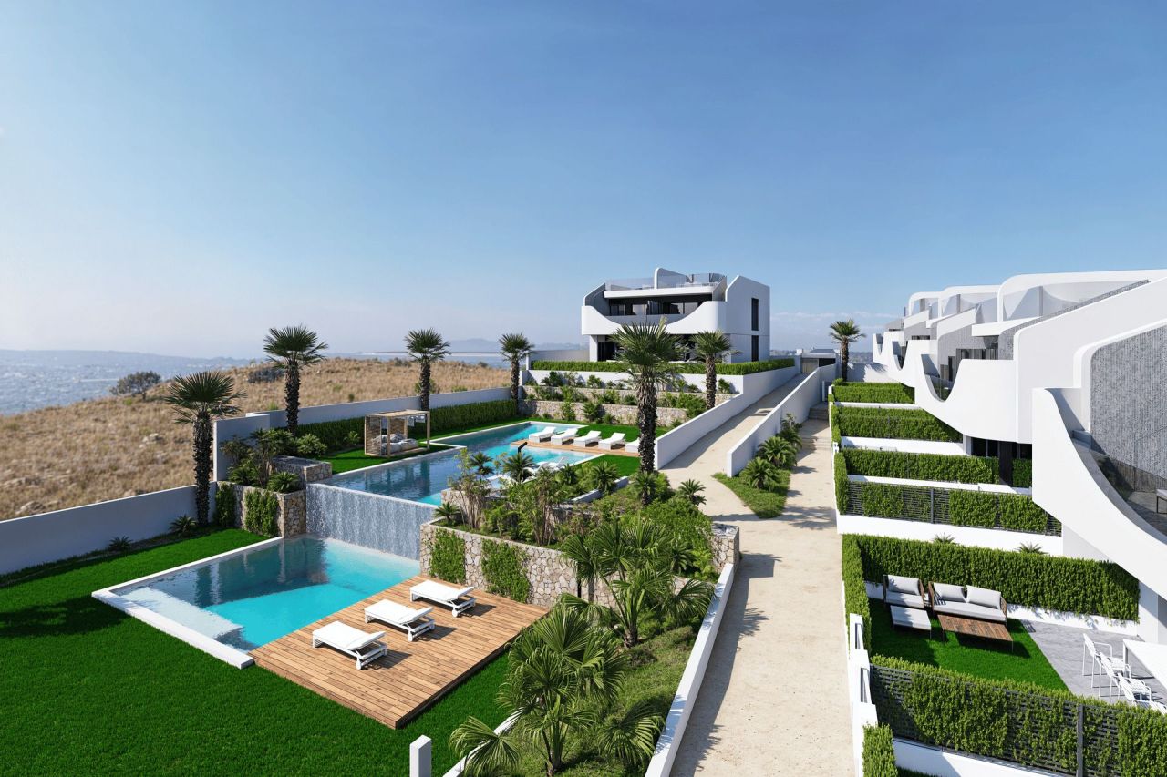 Апартаменты в Сан-Мигель де Салинас, Испания, 70 м² - фото 1