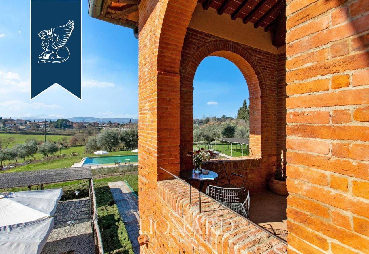 Вилла в Синалунге, Италия, 800 м² - фото 18