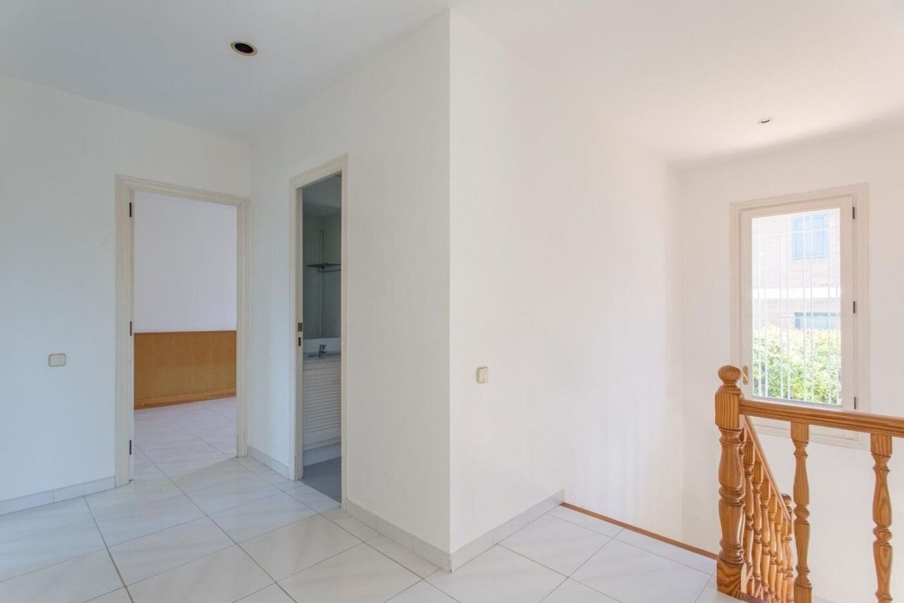 Дом в Сант-Андреу, Испания, 380 м² - фото 15