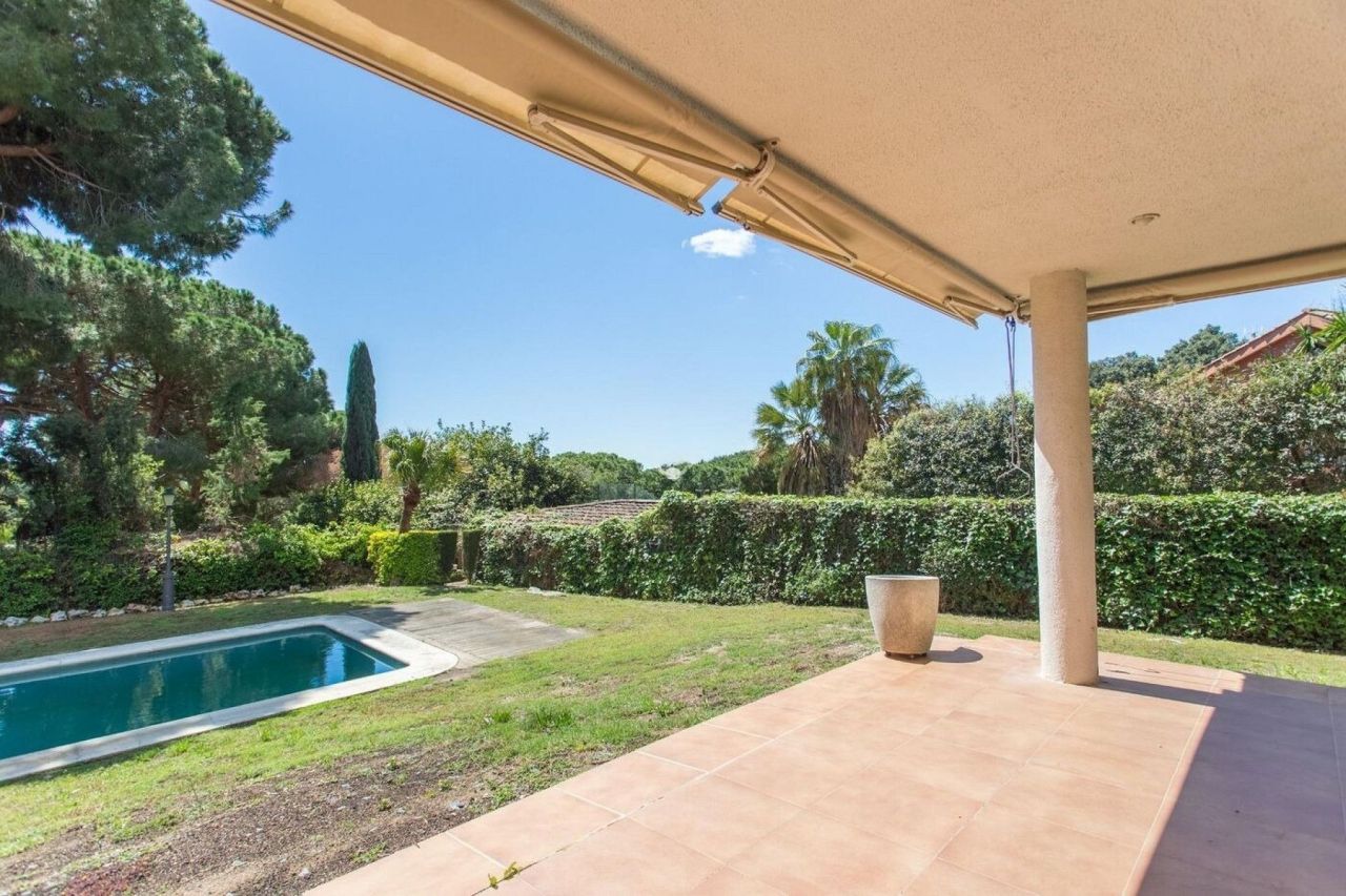 Дом в Сант-Андреу, Испания, 380 м² - фото 11