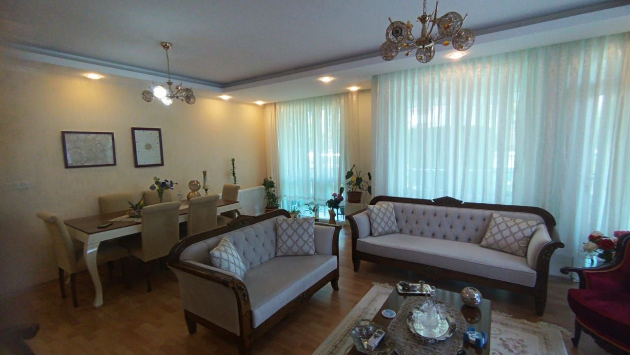 Квартира в Анталии, Турция, 160 м² - фото 1