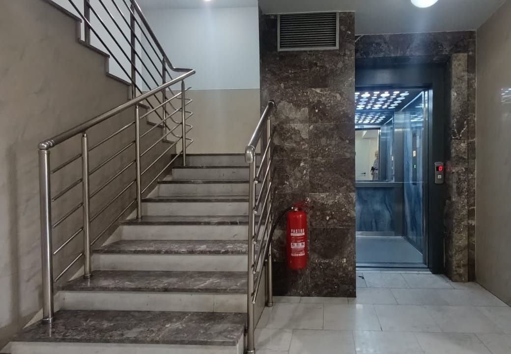 Коммерческая недвижимость в Будве, Черногория, 45 м² - фото 4