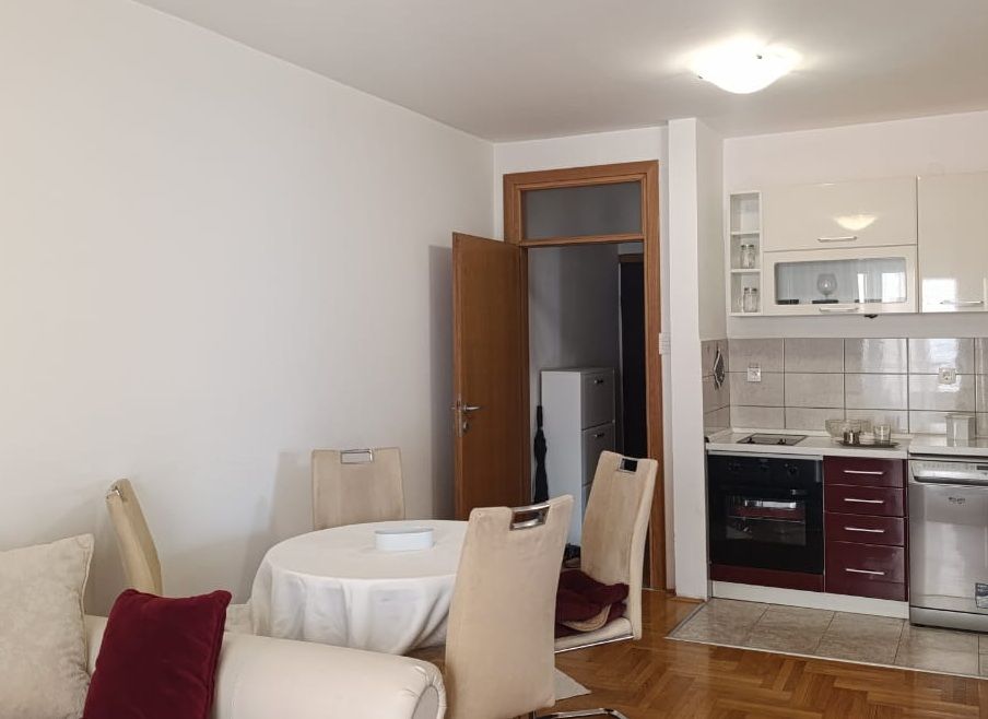 Коммерческая недвижимость в Будве, Черногория, 45 м² - фото 16