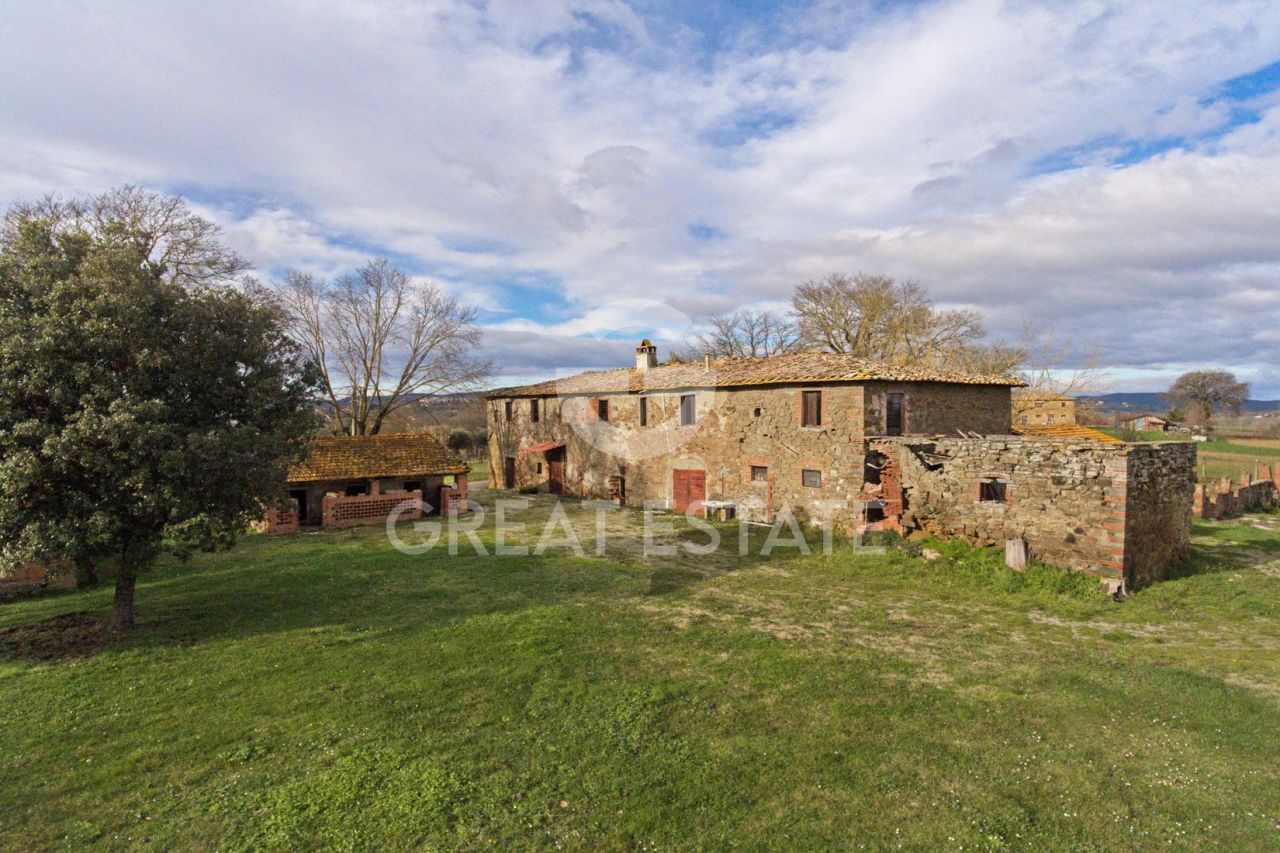 Дом Monte San Savino, Италия, 494.5 м² - фото 1