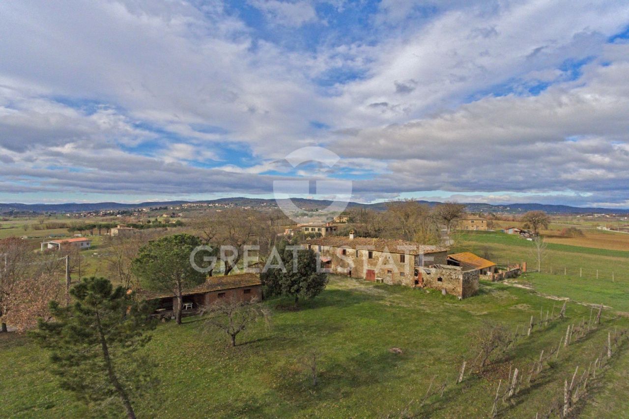 Дом Monte San Savino, Италия, 494.5 м² - фото 2