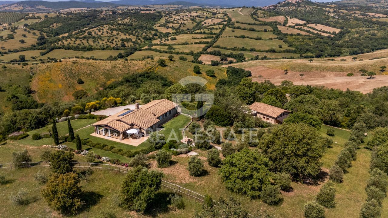 Дом Magliano in Toscana, Италия, 376.7 м² - фото 3