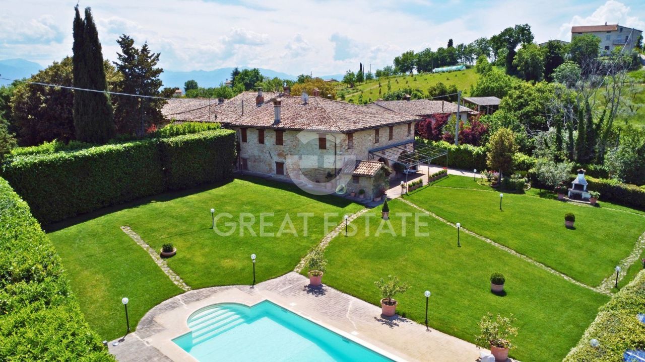 Дом в Монтефалько, Италия, 581.75 м² - фото 4