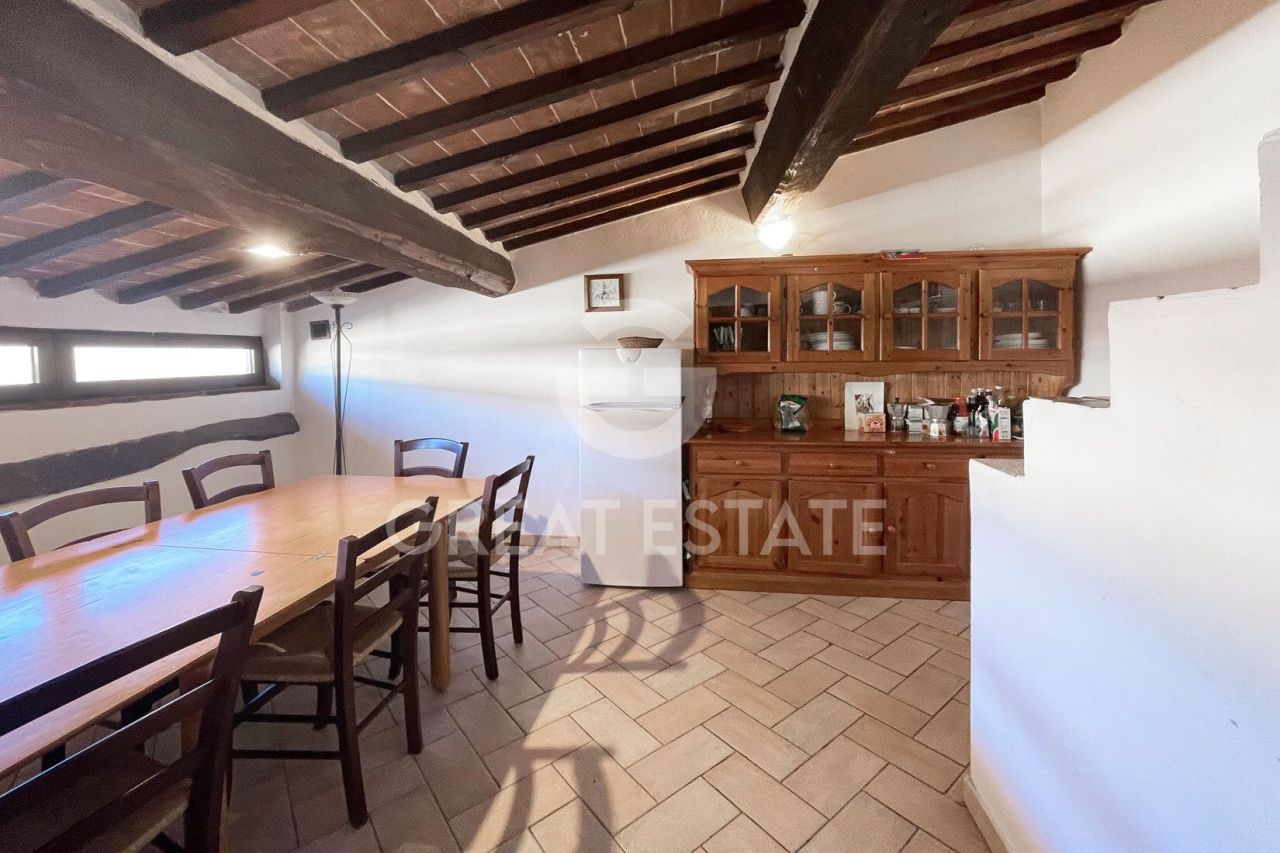 Апартаменты в Монтепульчано, Италия, 275 м² - фото 5