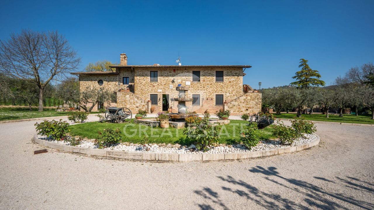 Дом в Ассизи, Италия, 551.5 м² - фото 5