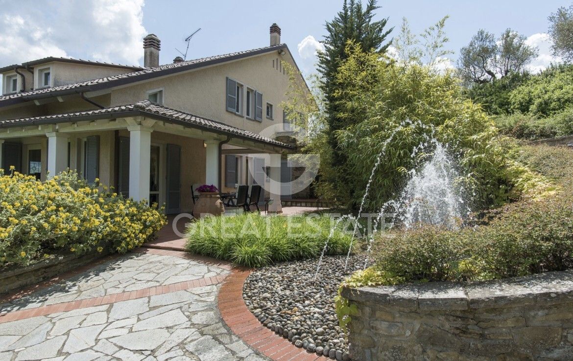 Вилла в Ареццо, Италия, 616.6 м² - фото 6