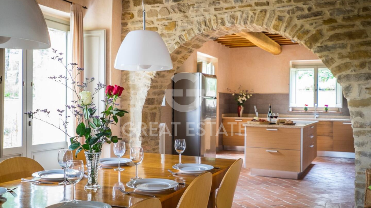 Дом в Губбио, Италия, 388.6 м² - фото 7