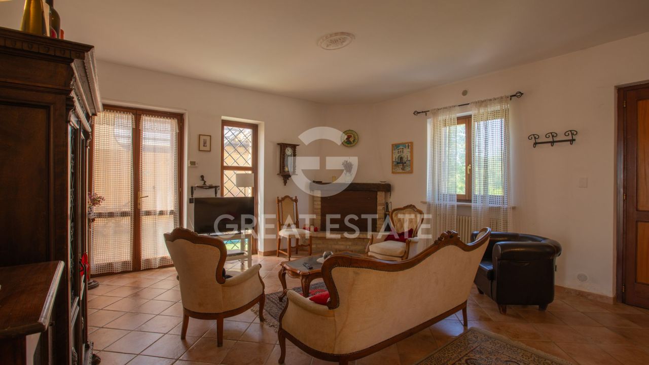 Дом Avigliano Umbro, Италия, 307.1 м² - фото 8