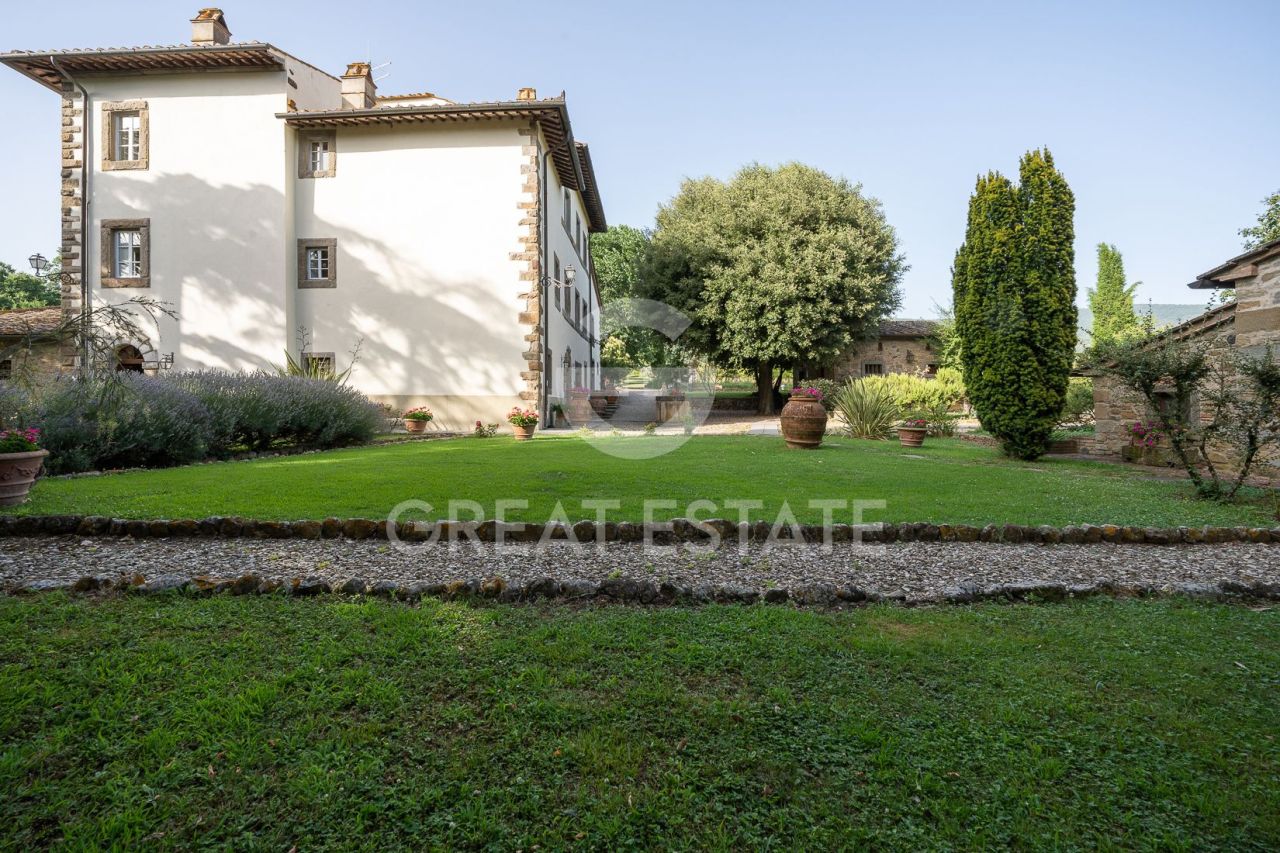 Дом в Кортоне, Италия, 944 м² - фото 8