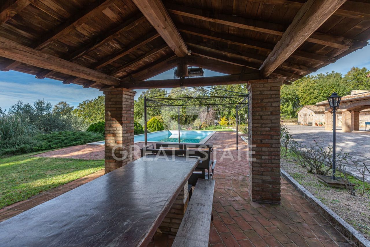 Дом Gualdo Cattaneo, Италия, 339.5 м² - фото 8