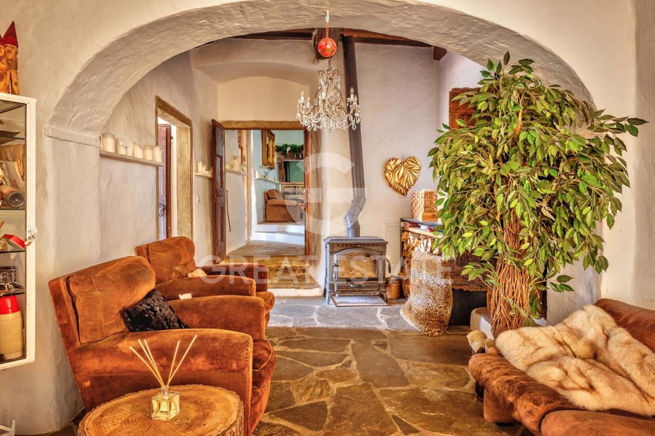 Дом в Ареццо, Италия, 357 м² - фото 9