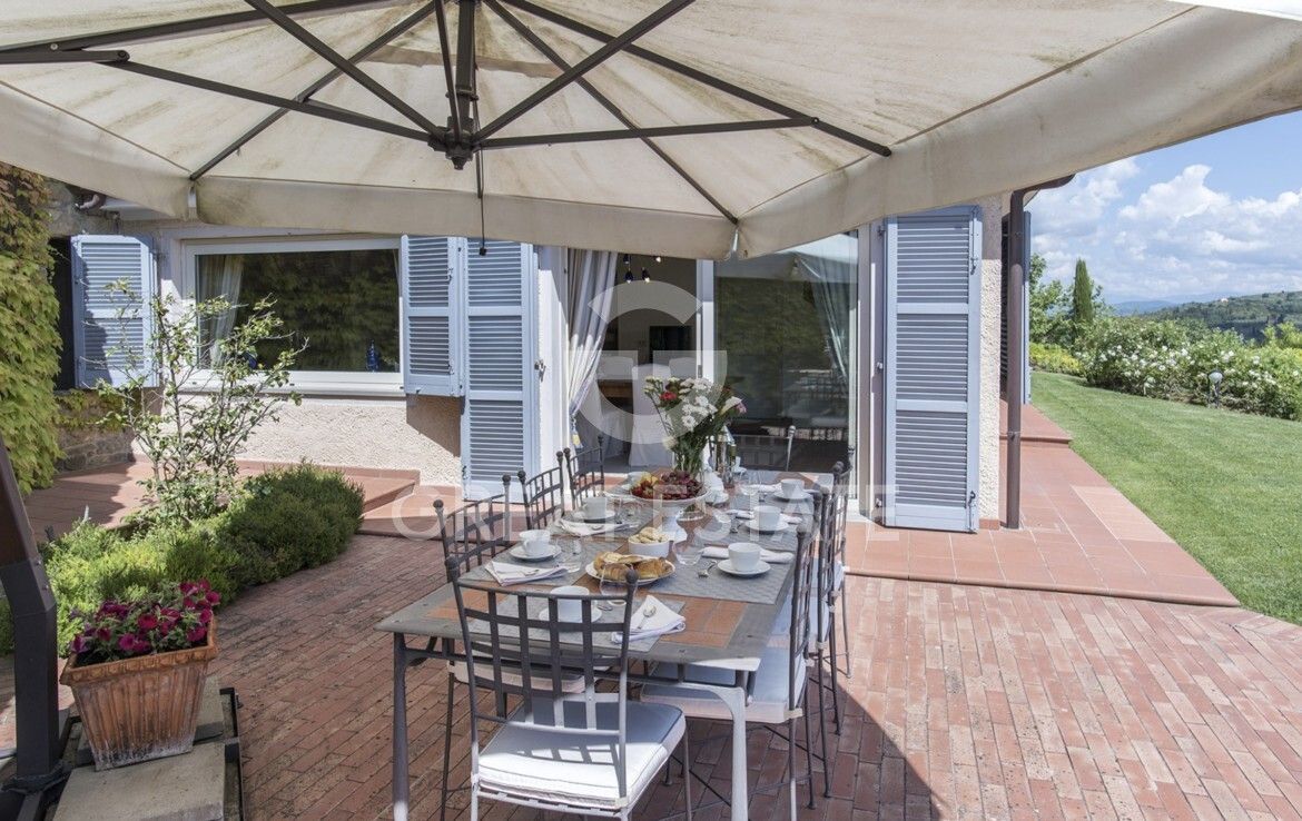 Вилла в Ареццо, Италия, 616.6 м² - фото 9